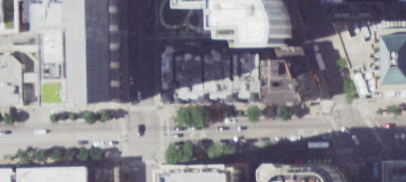 Retail Spaces Available on Chicago Avenue