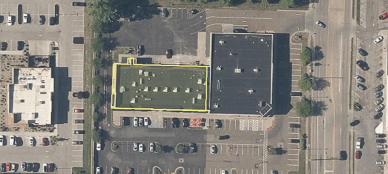 Retail Space in Cuyahoga Falls