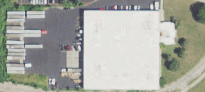 Itasca Warehouse with Trailer Parking