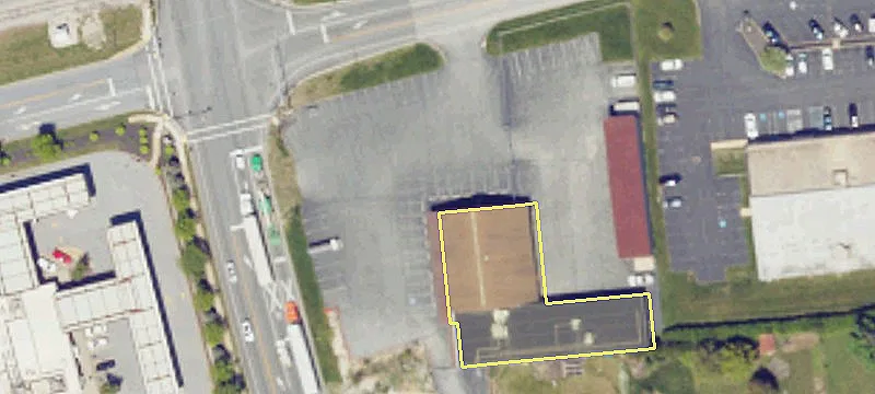 York Retail/Office Building For Lease