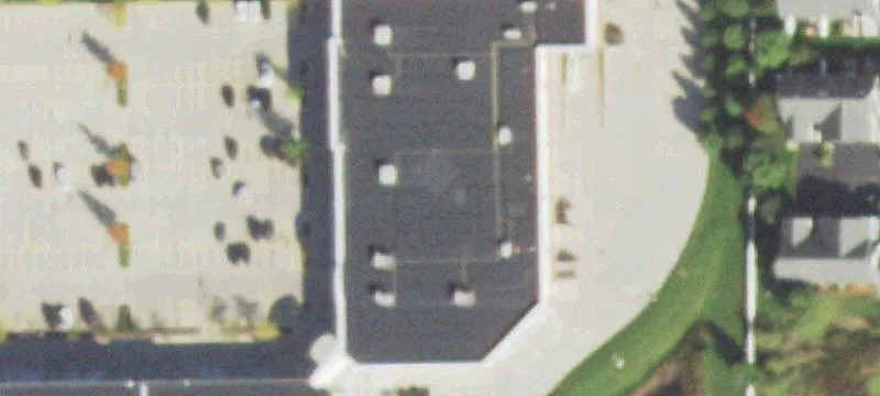 Retail Space in McHenry, IL