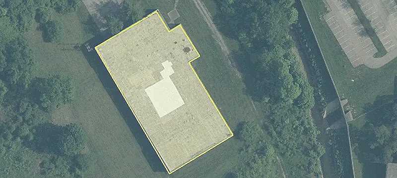 Industrial Building Near I-71