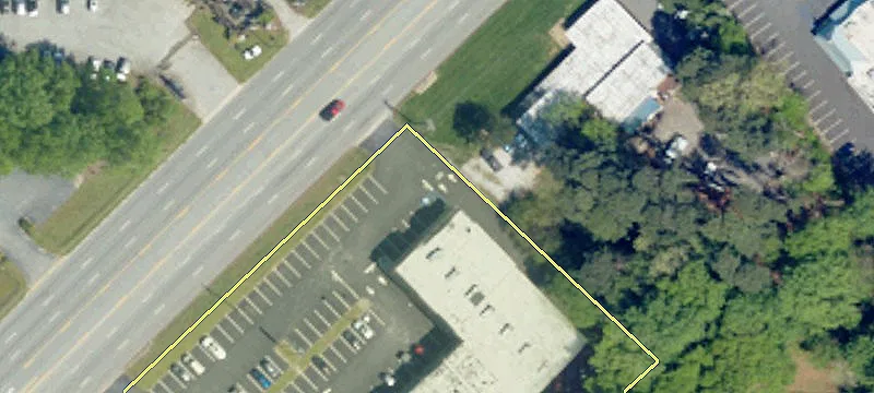 Retail Space on Wade Hampton