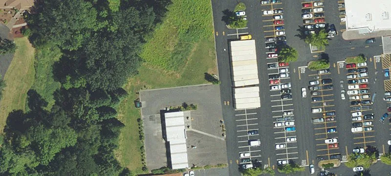 Retail Space on Highway 99W