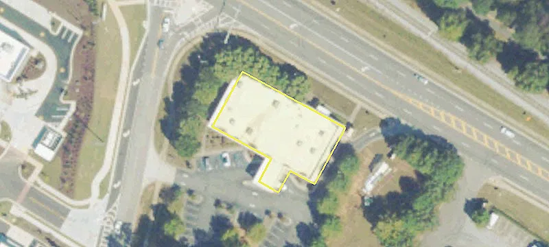 Retail Space in Publix-Anchored Center