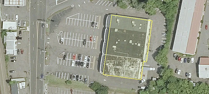 Retail Space in Silver Sands Plaza