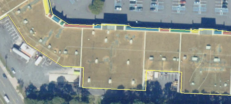 Retail Space in Military Crossing