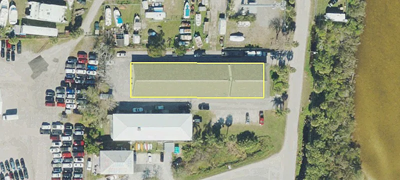 Multi-Tenant Warehouse Buildings Near Port