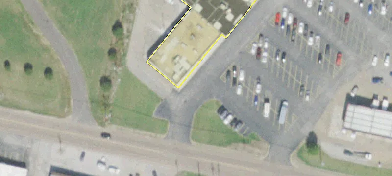Retail Space in Millington, TN