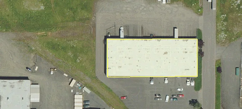 Industrial Space with Loading Doors