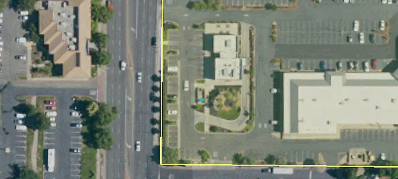 Retail Space in Arden Area