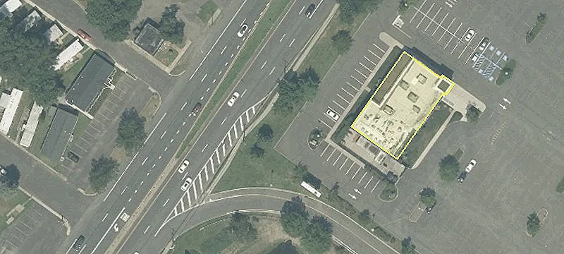 East Windsor Retail Space Available