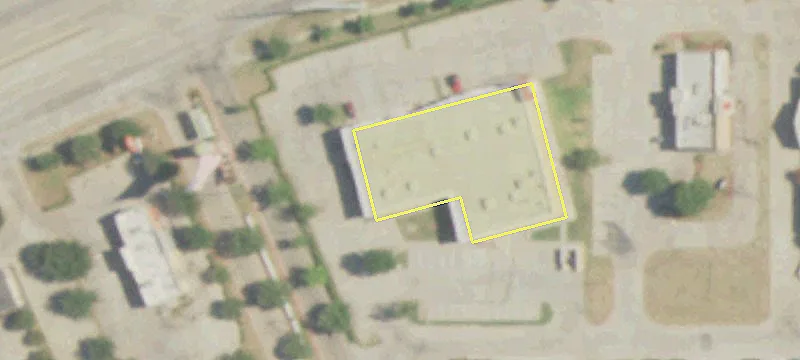 Retail Space with High Visibility