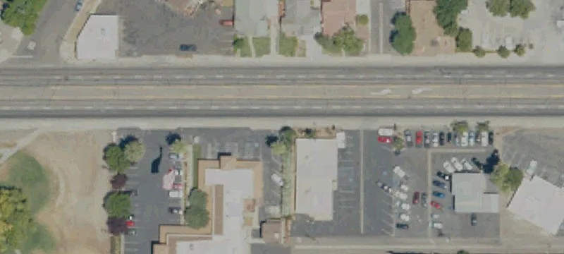 Retail Space in Los Banos