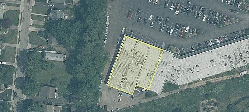 Retail Space in Upscale Market