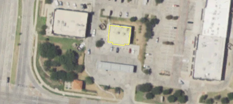 Retail Space in Heritage Trace