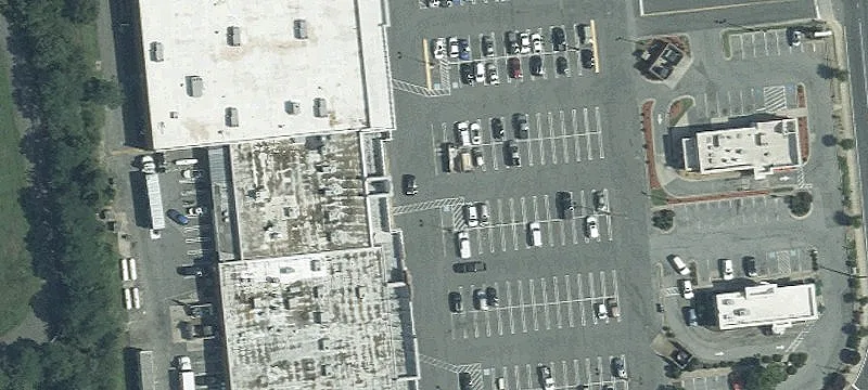 Retail Space on Crain Highway
