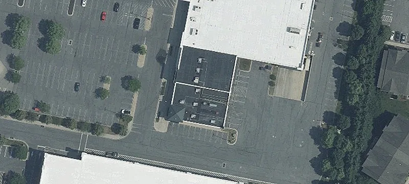 Retail Space in Anchored Center