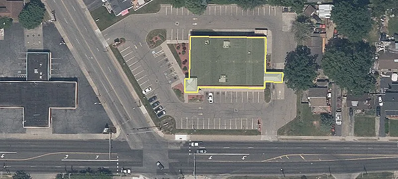 Freestanding Retail Building on 1.6AC