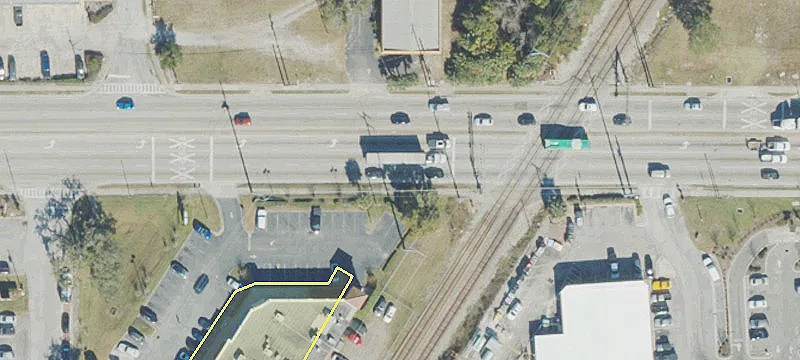 Retail/Restaurant/Office Space For Lease
