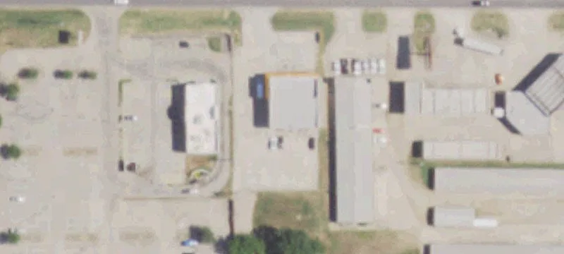 Retail Space in Paris, TX