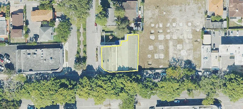 Prime Retail/Office Space on Coral