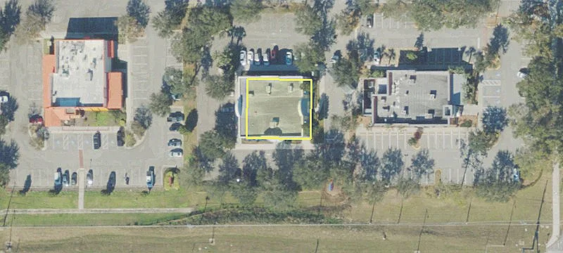 Retail Space on Irlo Bronson