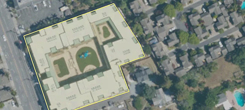 Retail Space in New Complex
