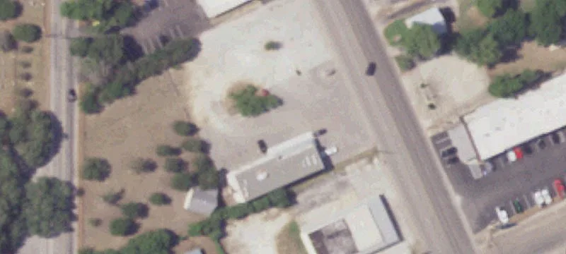 Versatile Retail/Office/Restaurant Space Available