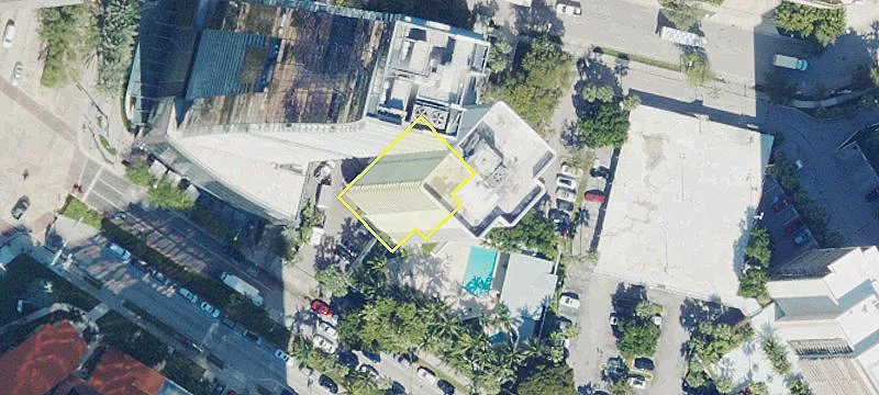 Commercial Office with Private Parking