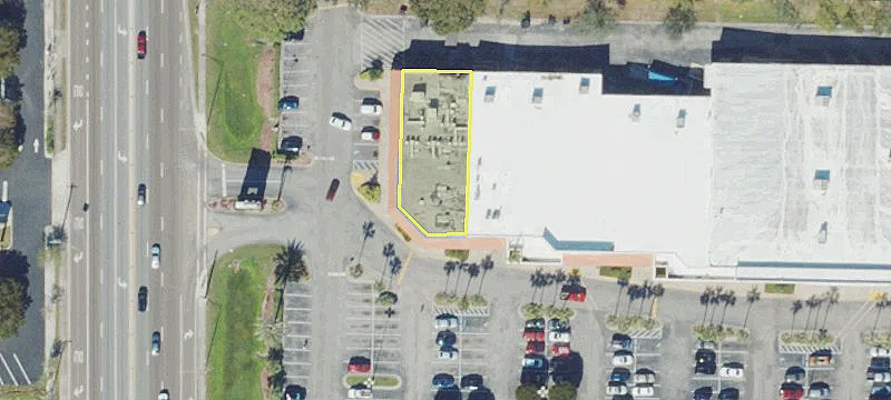 Retail Space in Bradenton, FL