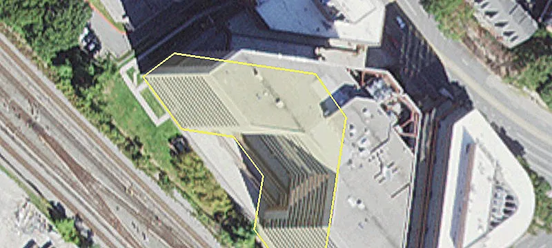 Prime Retail Space Near Metro