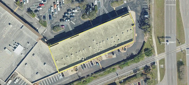 Retail Space in Clearwater Plaza