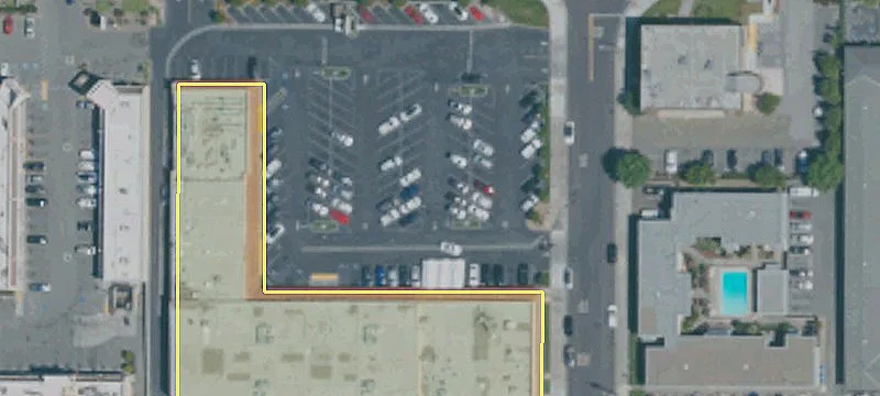 Retail Space Near Corporate Hubs