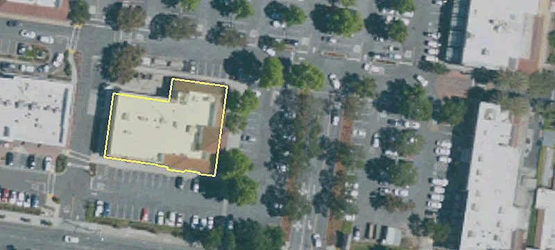Retail Space in Prime Location