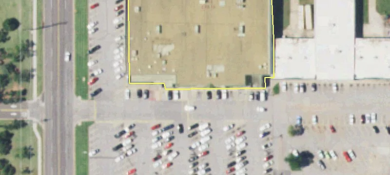 Retail Center Near Crest Foods