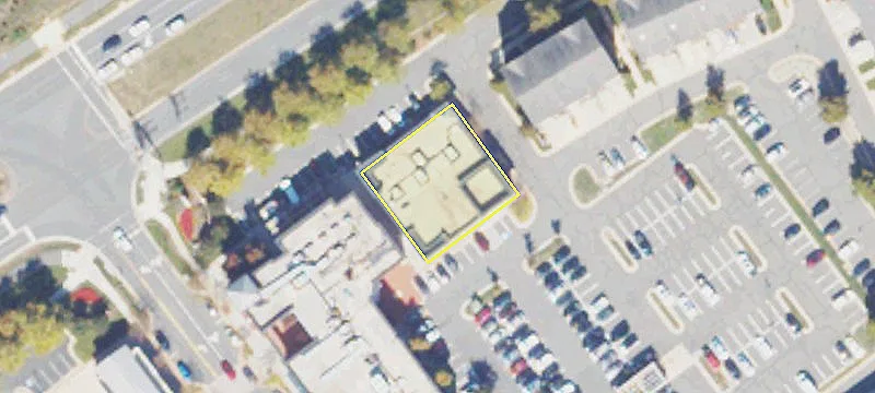 Retail Space in Lansdowne Center