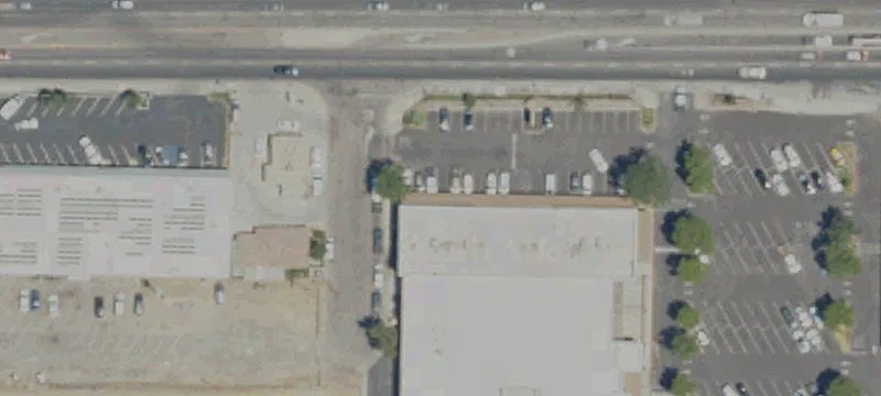 Retail Center in Los Banos