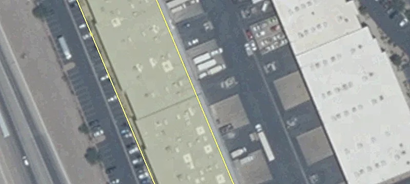 Freeway Visible Flex Space