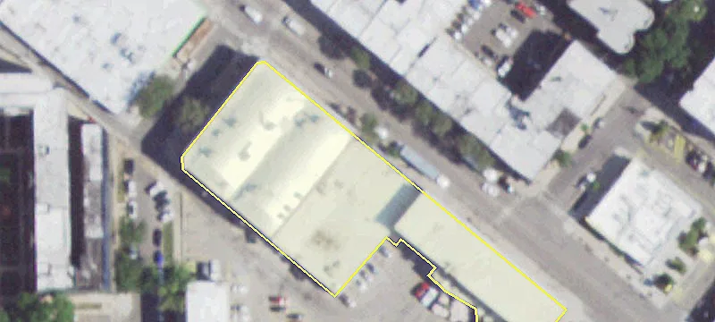 Milwaukee Avenue Retail Space Available