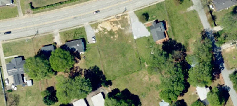 Retail Space in Growing Area