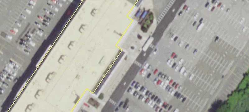 Retail Space in Shopping Center