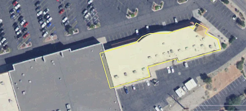 Retail Spaces in Grocery-Anchored Center