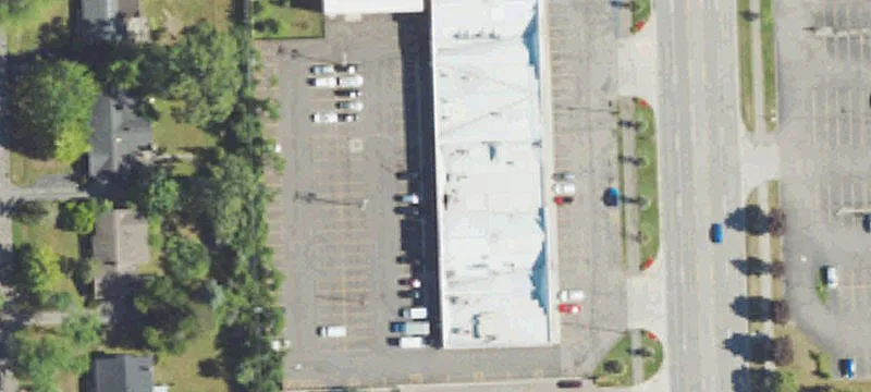 Retail Space on Orchard Lake