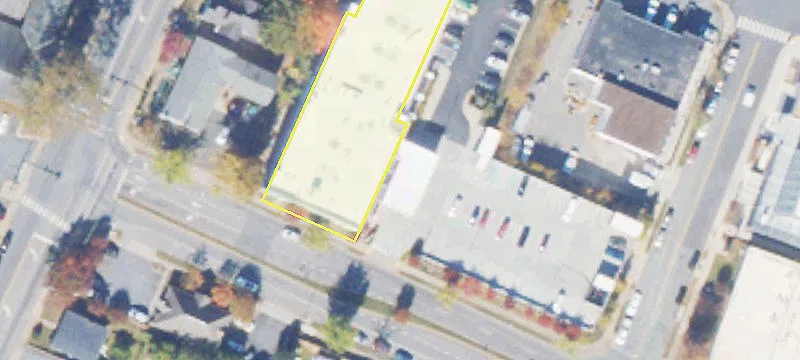Retail Space in Midtown Row