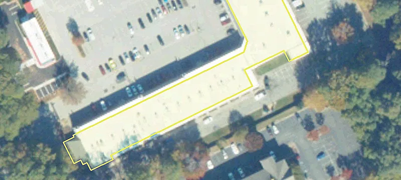 Retail Space in Shopping Center