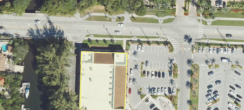 Upscale Retail Space in Manalapan