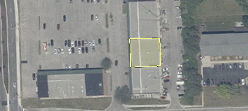 Retail Space in High-Traffic Corridor