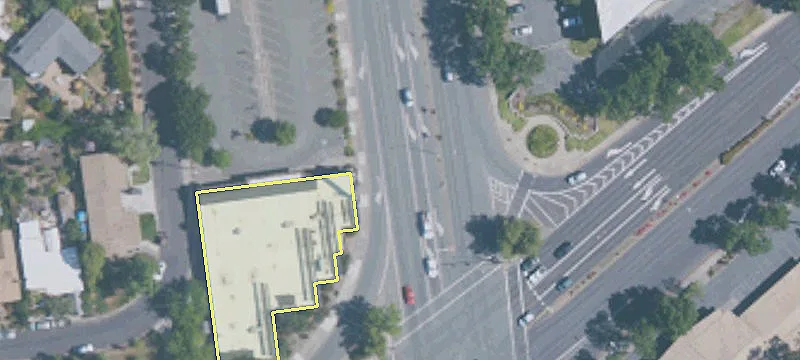 Freestanding Retail Property on Corner