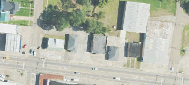 Former Grocery Store in Forest